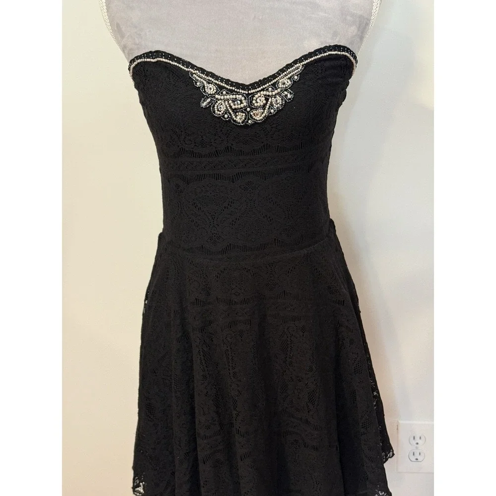Free People Strapless Black Lace beaded Mini Dress Witchy Dark Romance‎ Goth LG